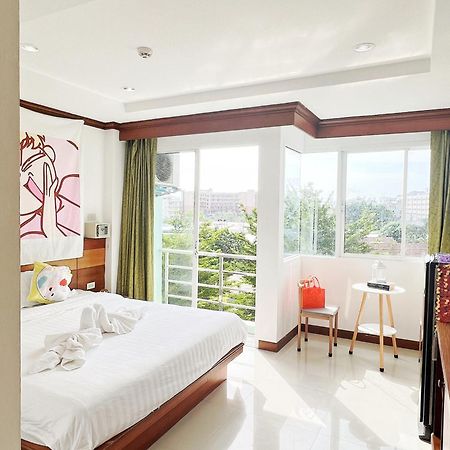 Lanting Hotel Patong Екстериор снимка