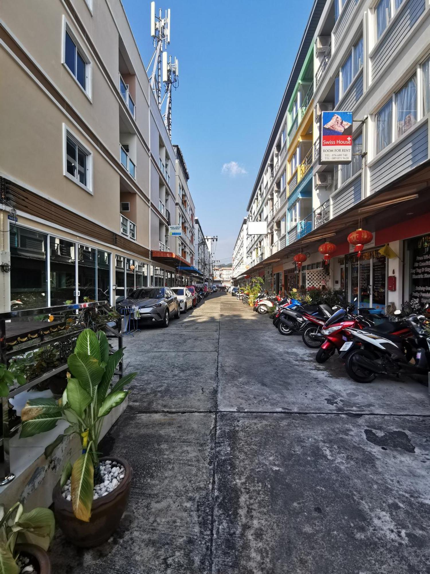 Lanting Hotel Patong Екстериор снимка