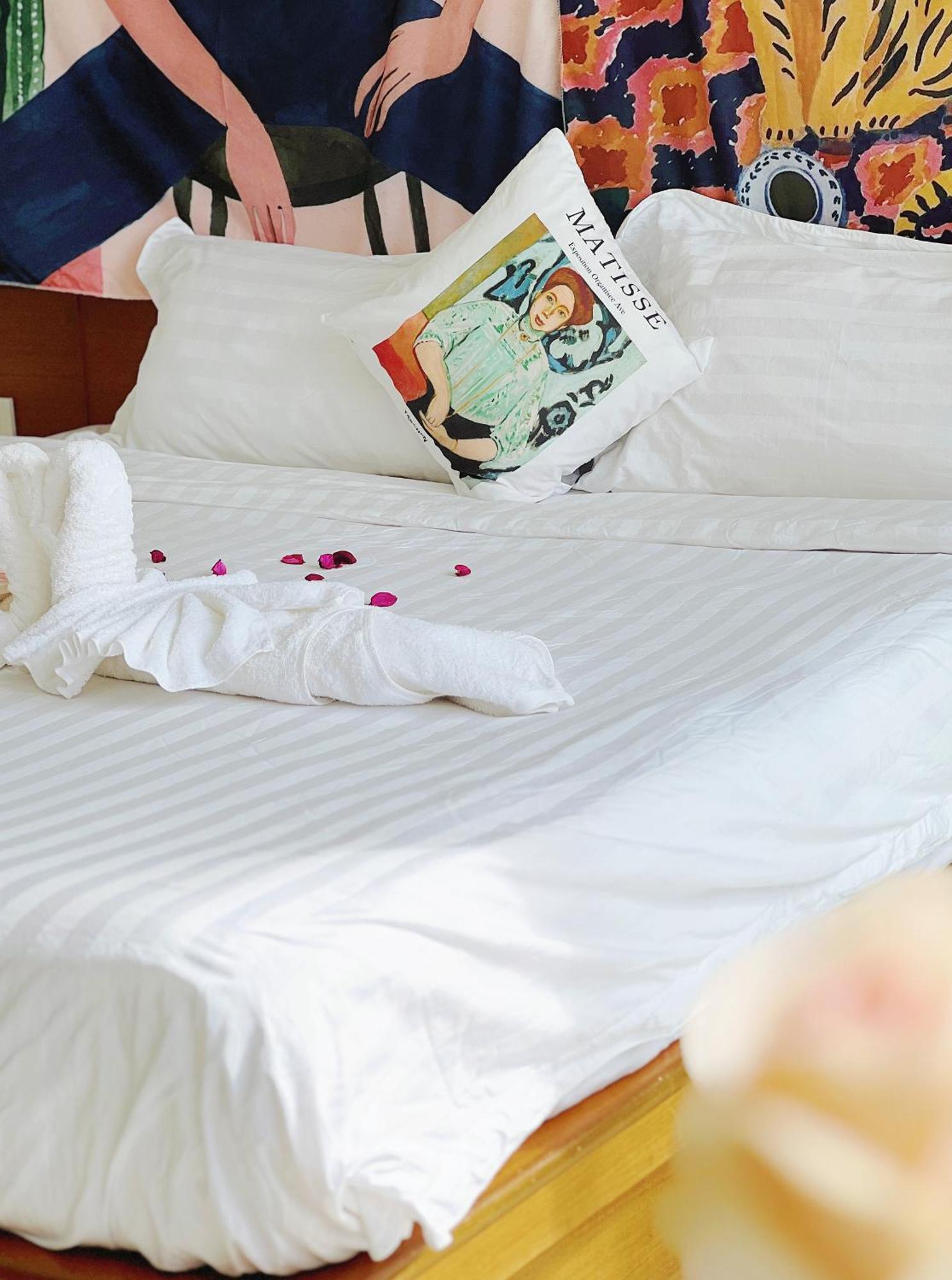 Lanting Hotel Patong Екстериор снимка